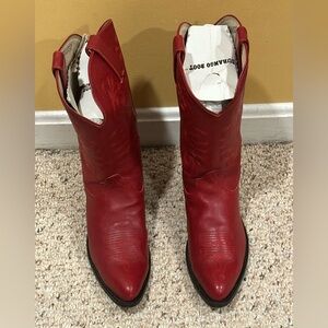 Beautiful $289 Durango BD4105 Solid Red Leather Women’s Cowgirl Boots Size 10M